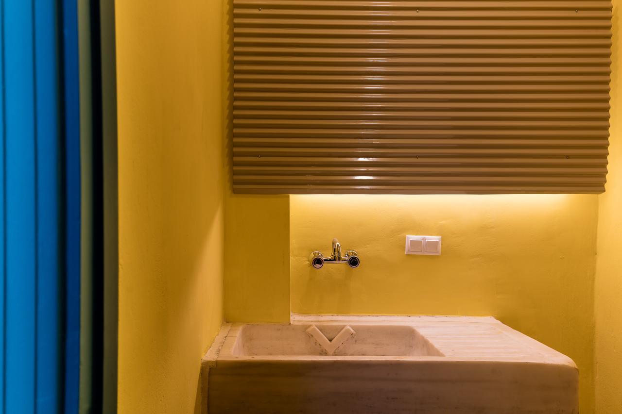 Nubian Hostel เอเธนส์ ภายนอก รูปภาพ
